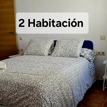 Apartmán Apartamentos,puerta De Bisagra-parking Gratis