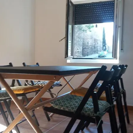 Apartamentos,puerta De Bisagra-parking Gratis 아파트