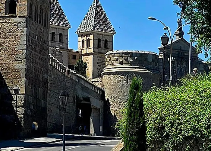 Appartement Apartamentos,puerta De Bisagra-parking Gratis *