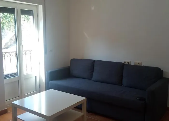 Apartamentos,puerta De Bisagra-parking Gratis Lägenhet *